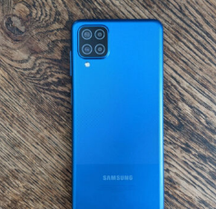 三星Galaxy A12具有720x1600像素的全高清分辨率