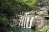 青龙峡和红石峡哪个好玩？ 青龙峡风景区