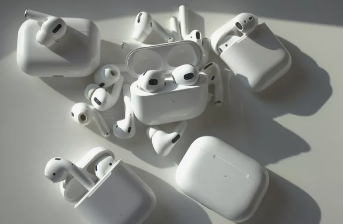 AirPods Pro全新头部手势非常适合保护隐私和无障碍功能