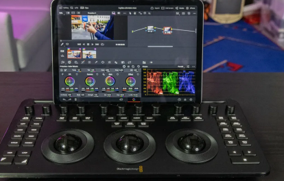 iPad和Blackmagic的Micro Color Panel是一对奇怪的搭档